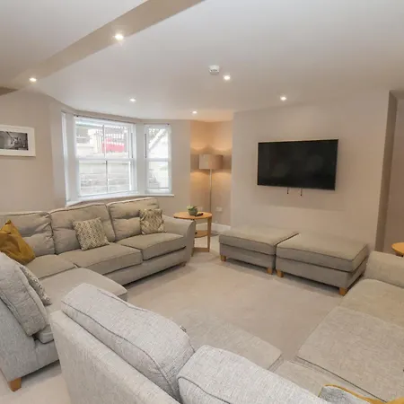 펜션 Station House