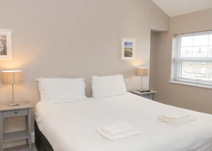 Station House * Scarborough